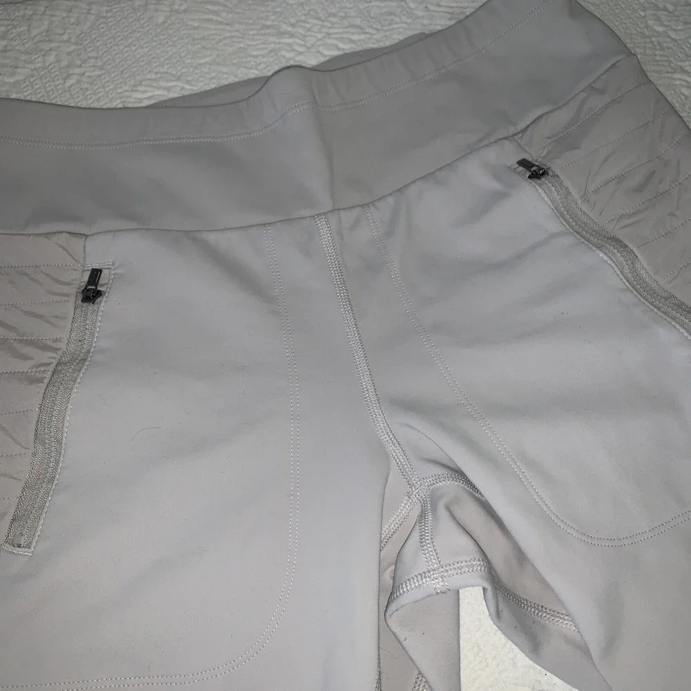 Athleta Women's Peak Hybrid‎ Fleece Tight In Birch Grey Size Medium